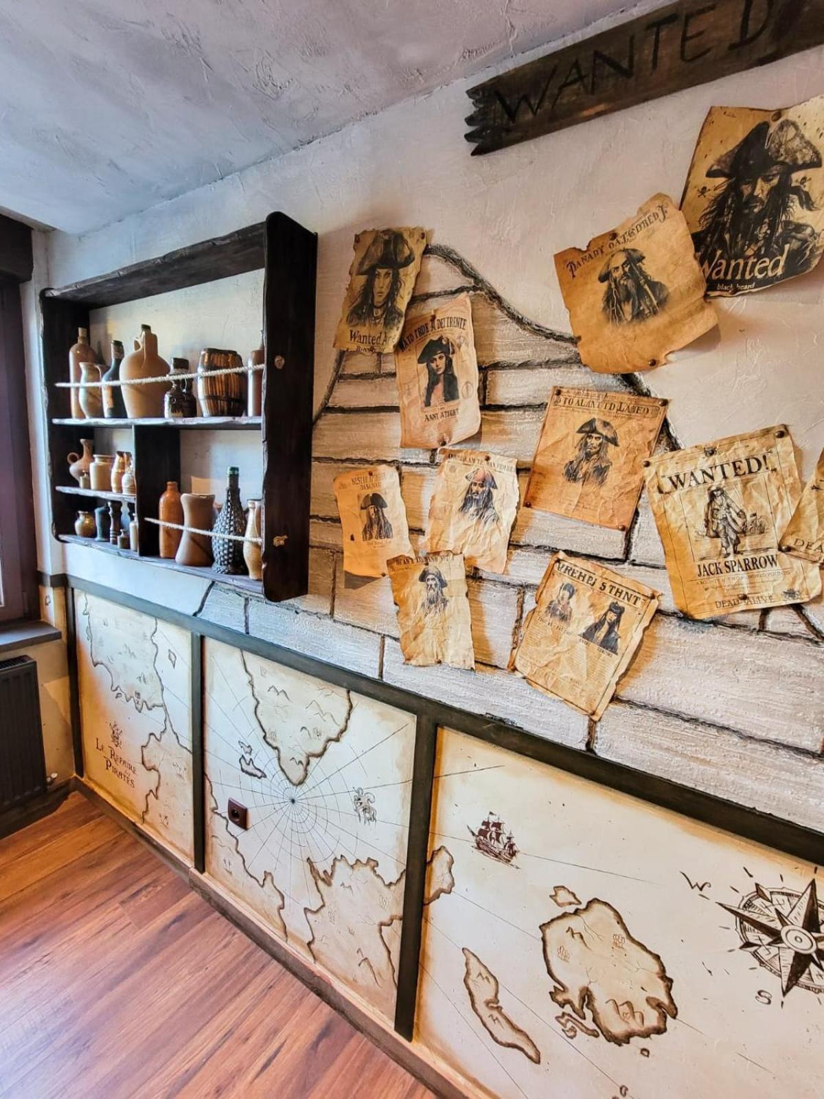 Le Repaire Des Pirates Logement Magique Sainte-Croix-en-Plaine المظهر الخارجي الصورة